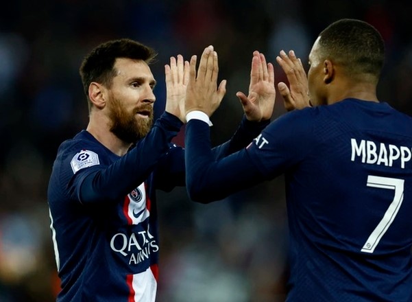 Messi overtakes Mbappe to set new Paris Saint-Germain record