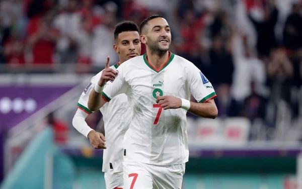 Ziyech transfer to PSG fails